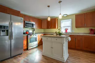 12 Chase St, Hooksett, NH 03106 - Photo 4