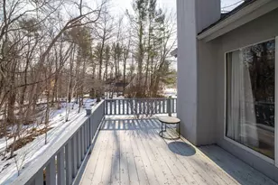 15 Eastman Dr, Derry, NH 03038 - Photo 10