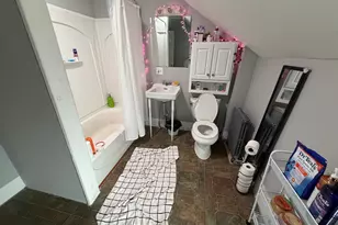 17-19 Upham St, Rochester, NH 03867 - Photo 8