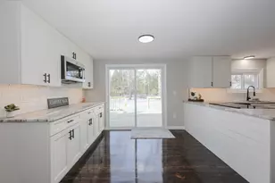 39 Hunter Dr, Epping, NH 03042 - Photo 6