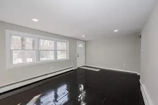 39 Hunter Dr, Epping, NH 03042 - Photo 8