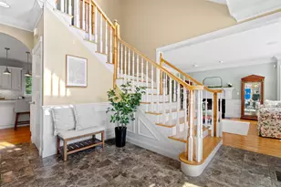 8 Arcadia Ln, Salem, NH 03079 - Photo 4