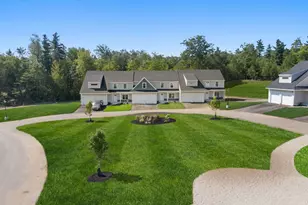 71 Driftwood Cir, Sandown, NH 03873 - Photo 32