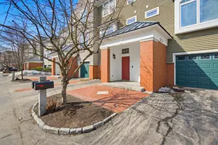 107 Riverwalk Way, Manchester, NH 03101 - Photo 2