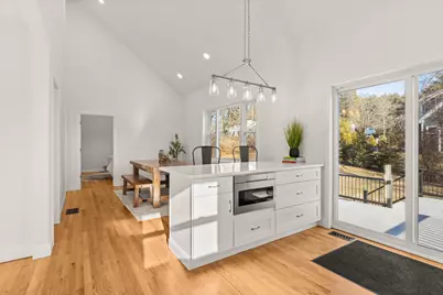 26 Moffat Street, Portsmouth, NH 03801 - Photo 12