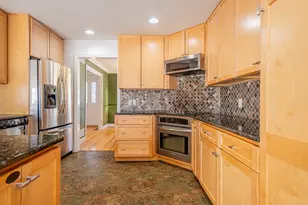 5 Lowther Pl, Nashua, NH 03060 - Photo 16