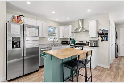 1338 Woodbury Avenue #10, Portsmouth, NH 03801 - Photo 8