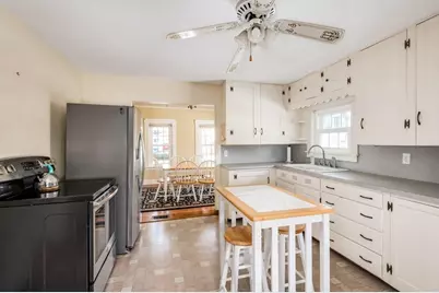 36 Highland Avenue, Derry, NH 03038 - Photo 6