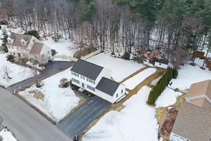 19 Partridge Ln, Plaistow, NH 03865 - Photo 6
