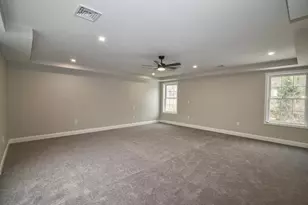 19 Mammoth Rd, Hooksett, NH 03106 - Photo 42