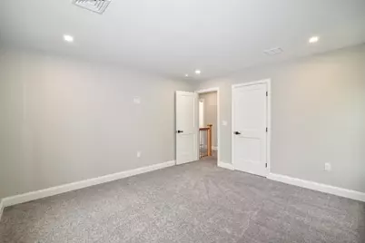 19 Mammoth Road, Hooksett, NH 03106 - Photo 18