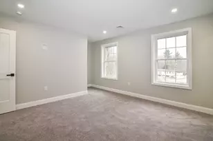 19 Mammoth Rd, Hooksett, NH 03106 - Photo 28