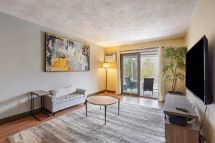 11 Strawberry Bank Rd, Nashua, NH 03062 - Photo 2