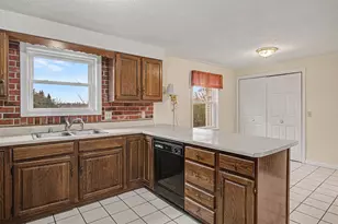 220 South St, South Hero, VT 05486 - Photo 12