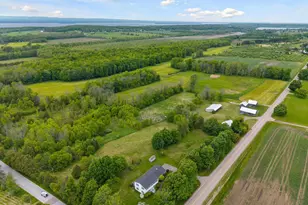 220 South St, South Hero, VT 05486 - Photo 2