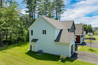 11-B Mustang Drive #B, Litchfield, NH 03052 - Photo 4