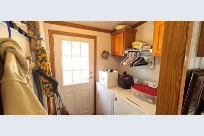 32 Pine Street, Hinsdale, NH 04451 - Photo 12