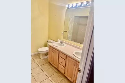 25 Shadowbrook Drive #B, Hudson, NH 03051 - Photo 2