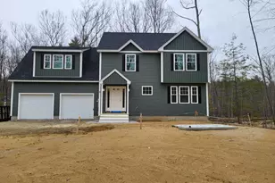 5 Blaisdell Ct, Raymond, NH 03077 - Photo 1