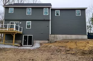 5 Blaisdell Ct, Raymond, NH 03077 - Photo 2