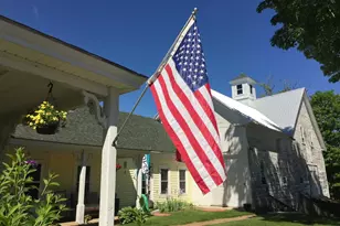 79 High St, Pittsfield, NH 03263 - Photo 2