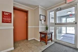 490 River Rd, Manchester, NH 03104 - Photo 8