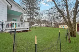 28 Dana St, Lebanon, NH 03784 - Photo 4