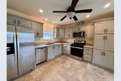 545 Elm Street #4, Milford, NH 03055 - Photo 18