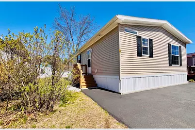 545 Elm Street #4, Milford, NH 03055 - Photo 4