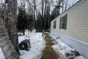 82 Sunset Cir, Campton, NH 03223 - Photo 10