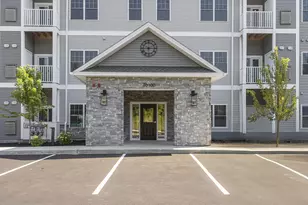 10100 S Willow St, Manchester, NH 03103 - Photo 42