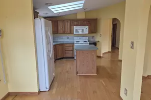 103 Heritage Way, Manchester, NH 03104 - Photo 8