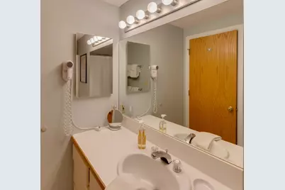 48 Cooper Memorial Drive #413, Lincoln, NH 03251 - Photo 28