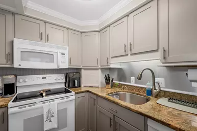 68 Railroad Avenue #3, Wolfeboro, NH 03894 - Photo 14