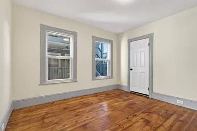 670 Harvard Street, Manchester, NH 03103 - Photo 6