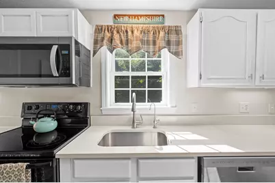 32 Louisburg Circle, Exeter, NH 03833 - Photo 16