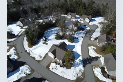 12 Hemlock Drive, Newton, NH 03858 - Photo 4