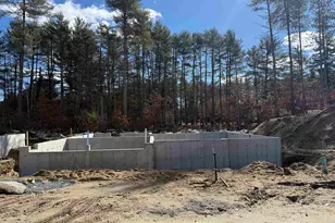 13 Wilderness Dr, Nashua, NH 03062 - Photo 2