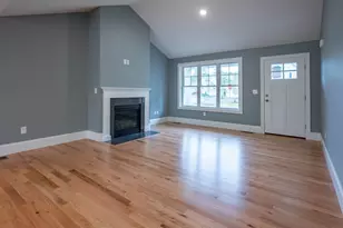 15 Wilderness Dr, Nashua, NH 03062 - Photo 8
