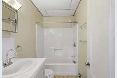 41 Varney Street, Manchester, NH 03103 - Photo 10