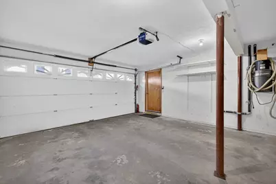 620 Hackett Hill Road, Manchester, NH 03102 - Photo 34