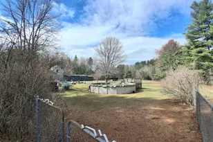 179 Back River Rd, Bedford, NH 03110 - Photo 4