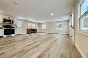 201 Parade Rd, Meredith, NH 03253 - Photo 6