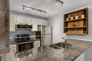 5 Glengarry Dr, Stratham, NH 03885 - Photo 6