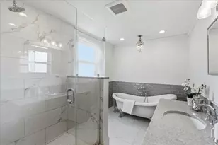 323 Myrtle St, Manchester, NH 03104 - Photo 32