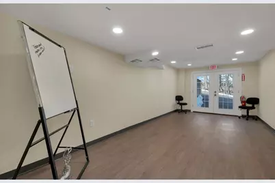 252 Daniel Webster Highway, Meredith, NH 03253 - Photo 12