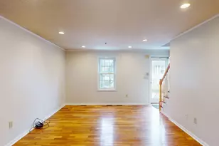 29 Beech Hill Ave, Manchester, NH 03103 - Photo 4