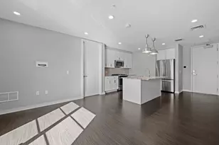 51 Elm St, Laconia, NH 03246 - Photo 8