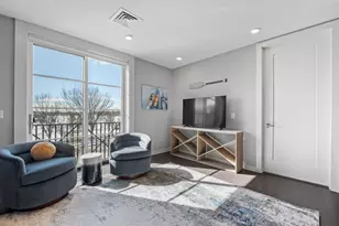 51 Elm St, Laconia, NH 03246 - Photo 6