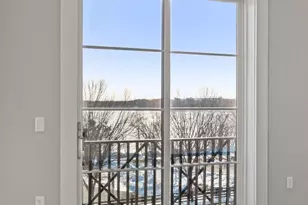 51 Elm St, Laconia, NH 03246 - Photo 6